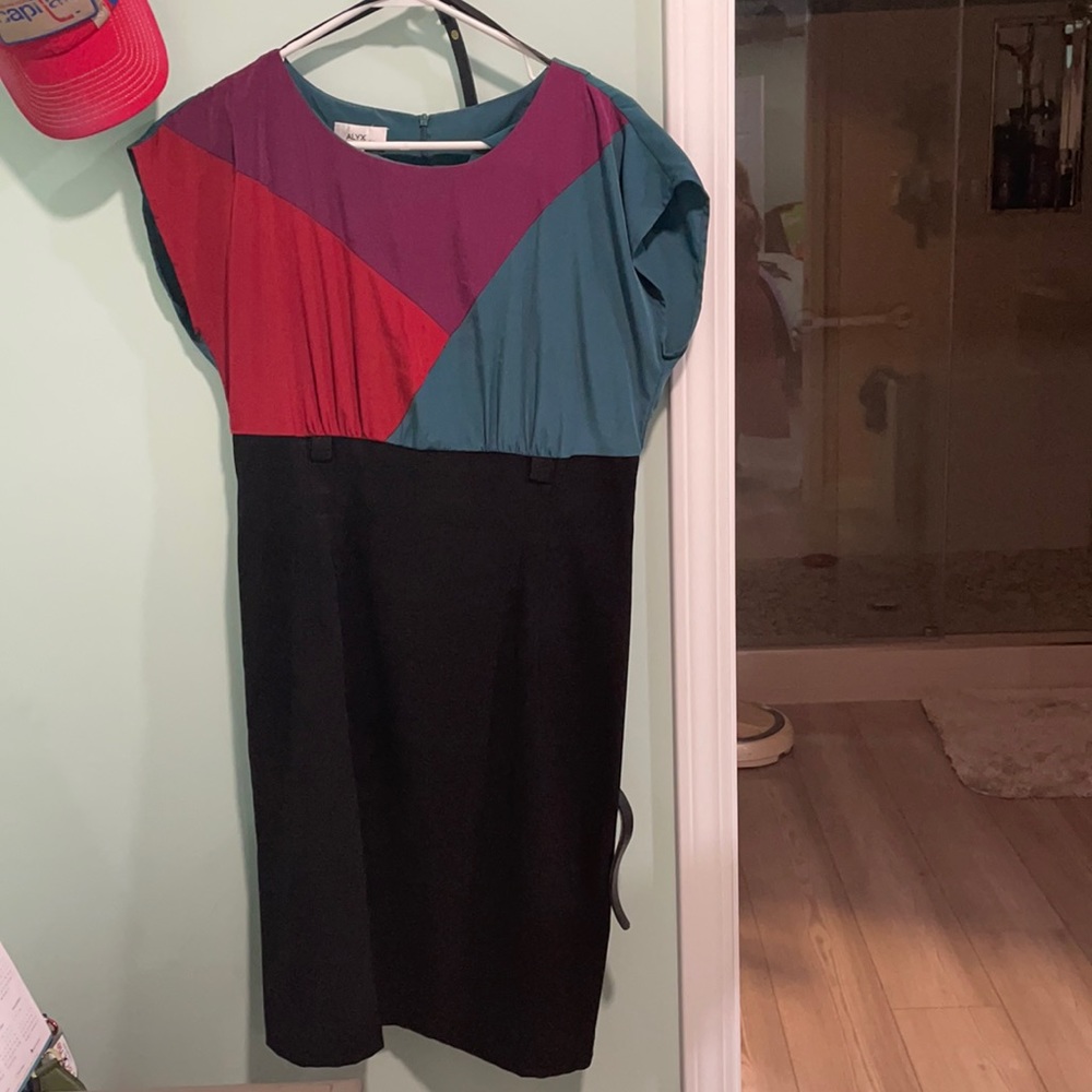 Business causal dress